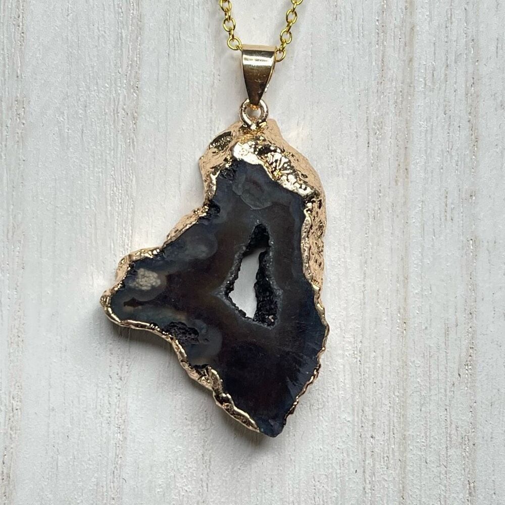 Brown druzy agate crystal quartz geode slice pendant necklace golden wrap gold t - Picture 5 of 13
